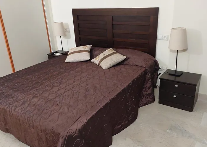 Jardines, Piscina Y Mar *