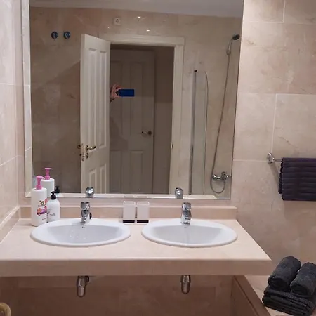 Jardines, Piscina Y Mar * Estepona